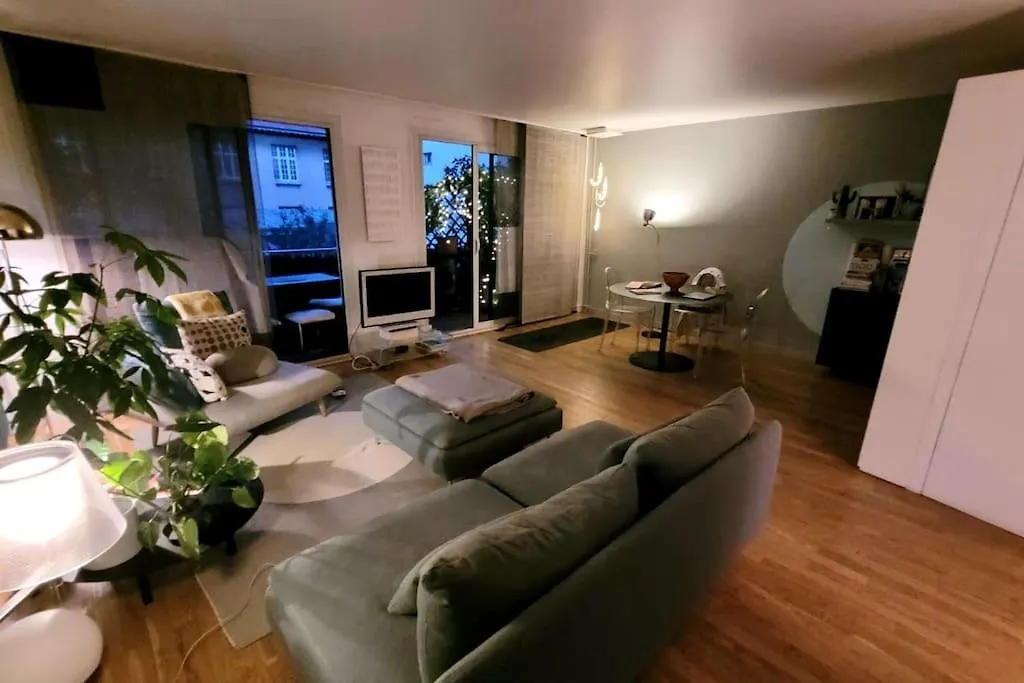 Apartment Lovely Artist Appartment Paris